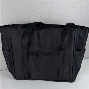 NWOT Black Tote Bag with top zipper travel bag